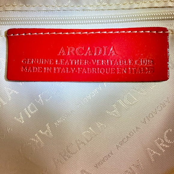 🌸 ARCADIA Gateaway Weekender - Picture 6 of 16